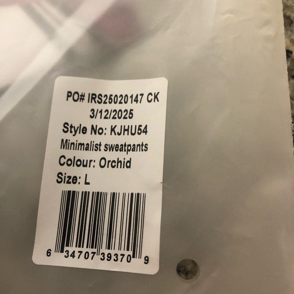 Comfrt Minimalist Weighted  Hoodie and Sweatpants Set brand new - Picture 13 of 13